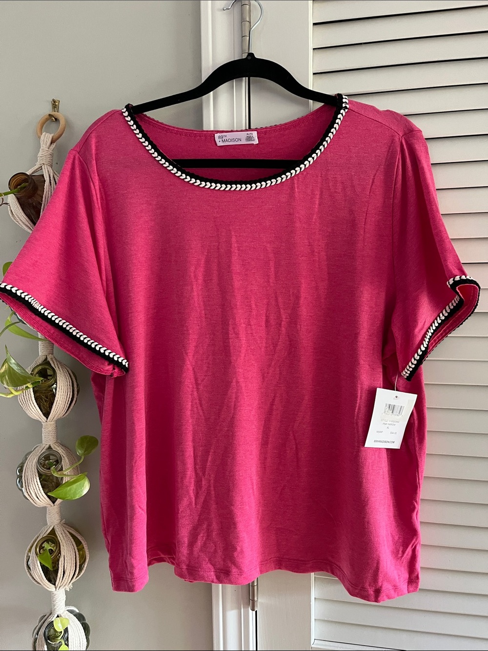 89th & Madison Fuchsia Short Sleeve Tee with Black-and-White Braid Trim